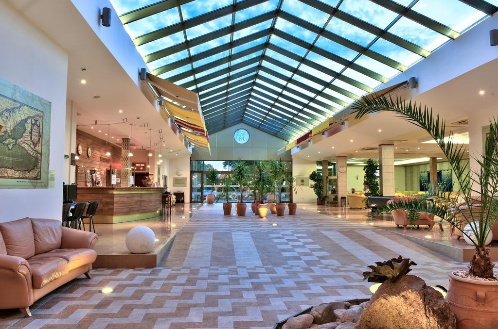 Les Magnolias Hotel Πριμόρσκο Εξωτερικό φωτογραφία